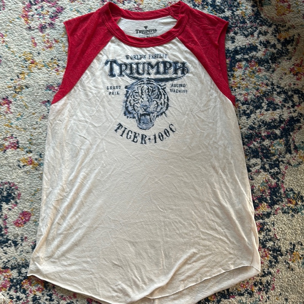 Lucky Brand logo tee